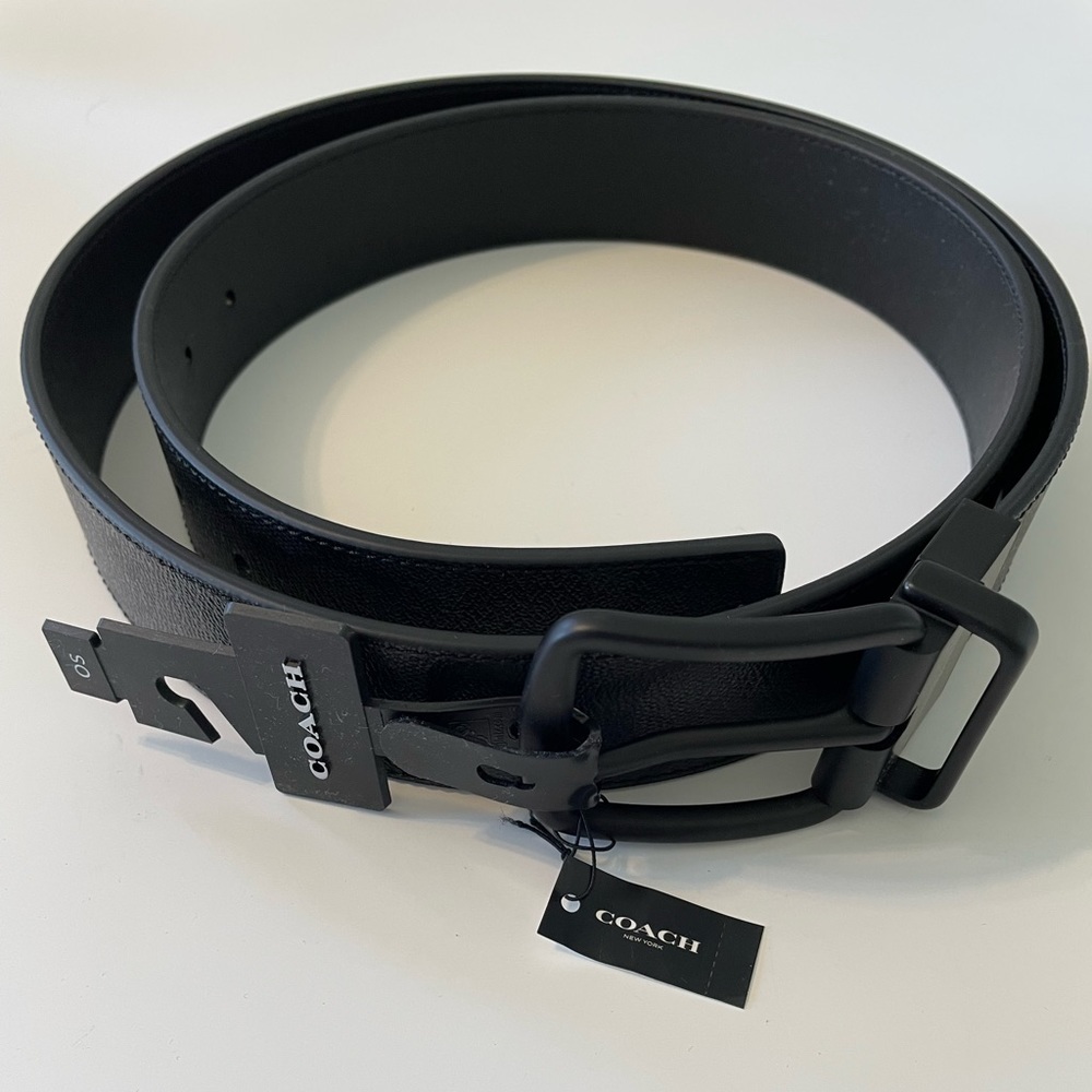 Coach signature belt